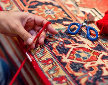 خدمات تخصصی و حرفه ای رفوی فرش در قالیشویی هفت تیر کرج 